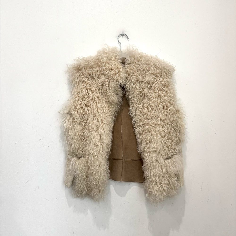 VINTAGE Curly Mongolian Fur double sided vest with pockets - Picture 6 of 7